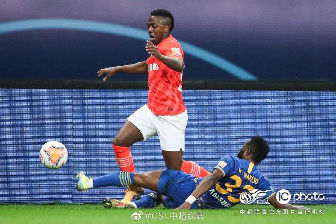 中超决赛首回合00平局 战术保守成常态