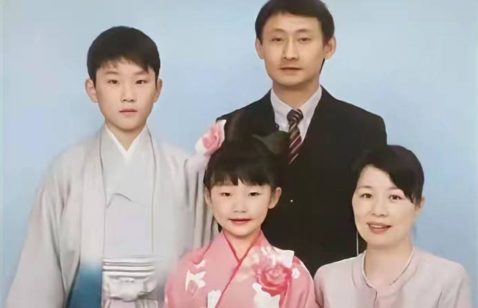 张本宇恳求中国网友停止谩骂 借身份认同化解中