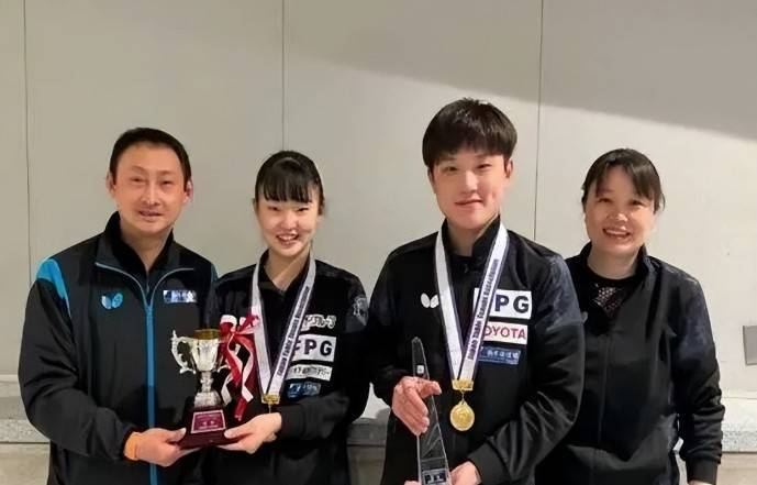 张本宇恳求中国网友停止谩骂 借身份认同化解中