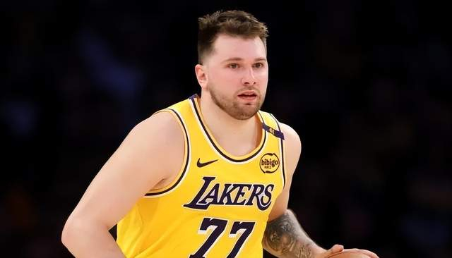 湖人卡位战力压火箭 东契奇爆发助球队稳居西部