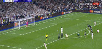 皇马3-0曼城巴尔韦德戴帽助晋级 瓜帅190场欧冠首