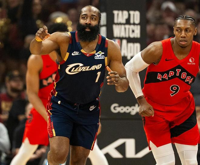 哈登28+5抢断率队双杀猛龙 骑士三巨头合砍80分